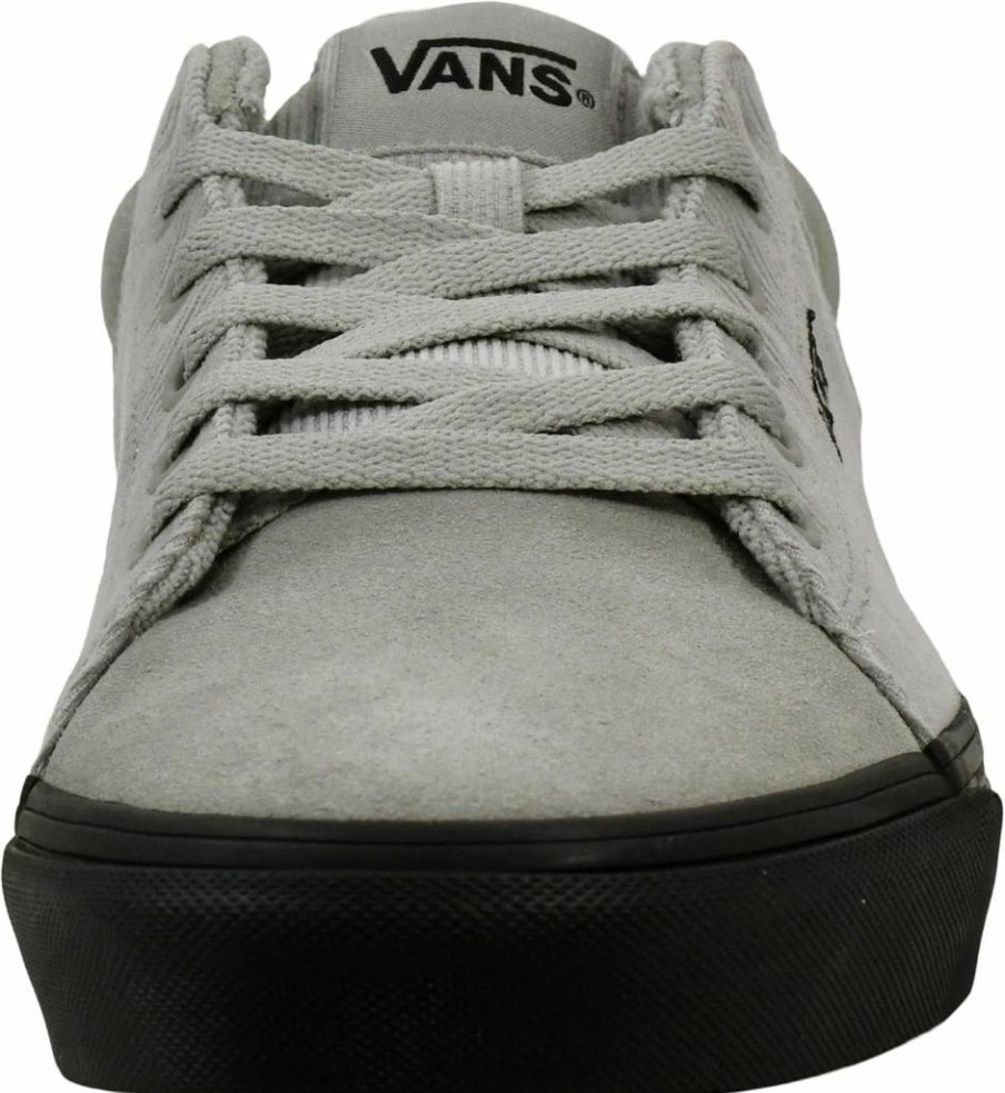 Vans Men's Seldan Sneaker Classic Skate Shoes for Men - Comfortable & Durable Canvas Casual Shoes